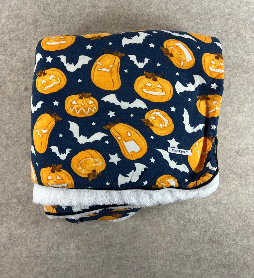 Posh Peanut Spooky Pumpkins Luxe Plush Patoo Bamboo Blanket 60x60 GLOW